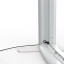 Messewand Lightbox flex curved, Detail: untere Ecke mit angeschlossenem Netzkabel 